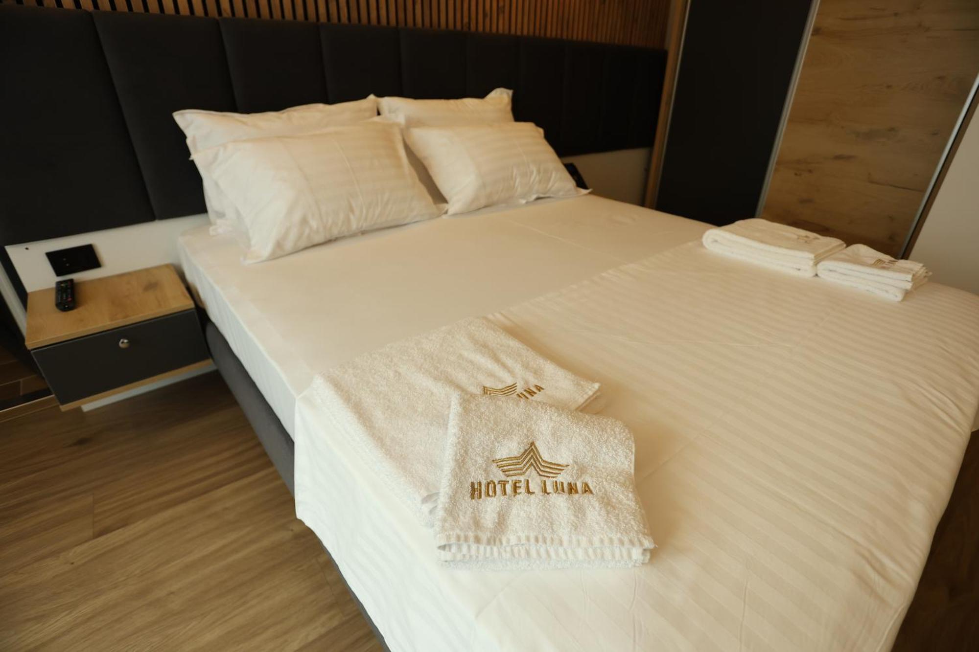 Hotel Luna Prizren Exterior foto