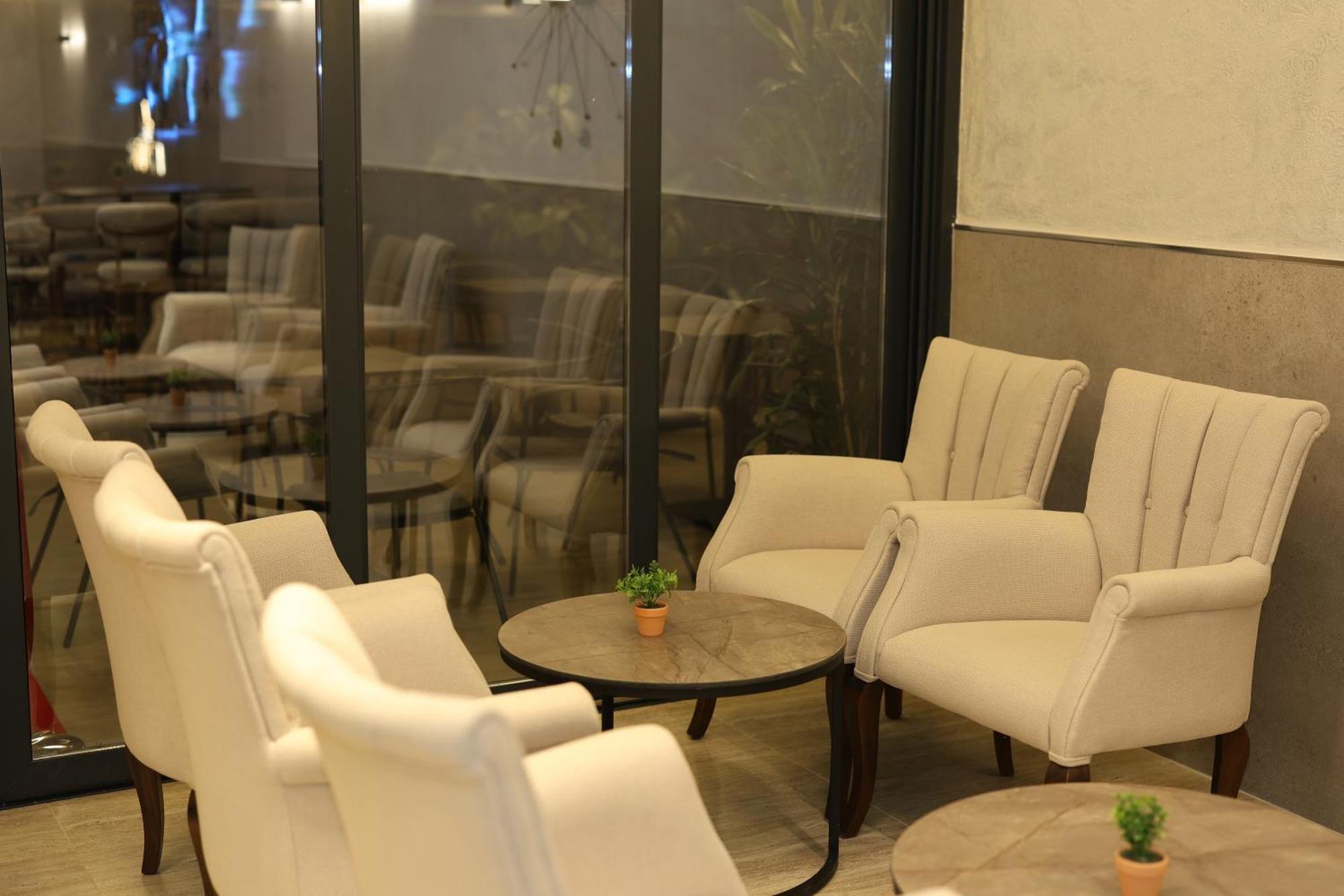Hotel Luna Prizren Exterior foto