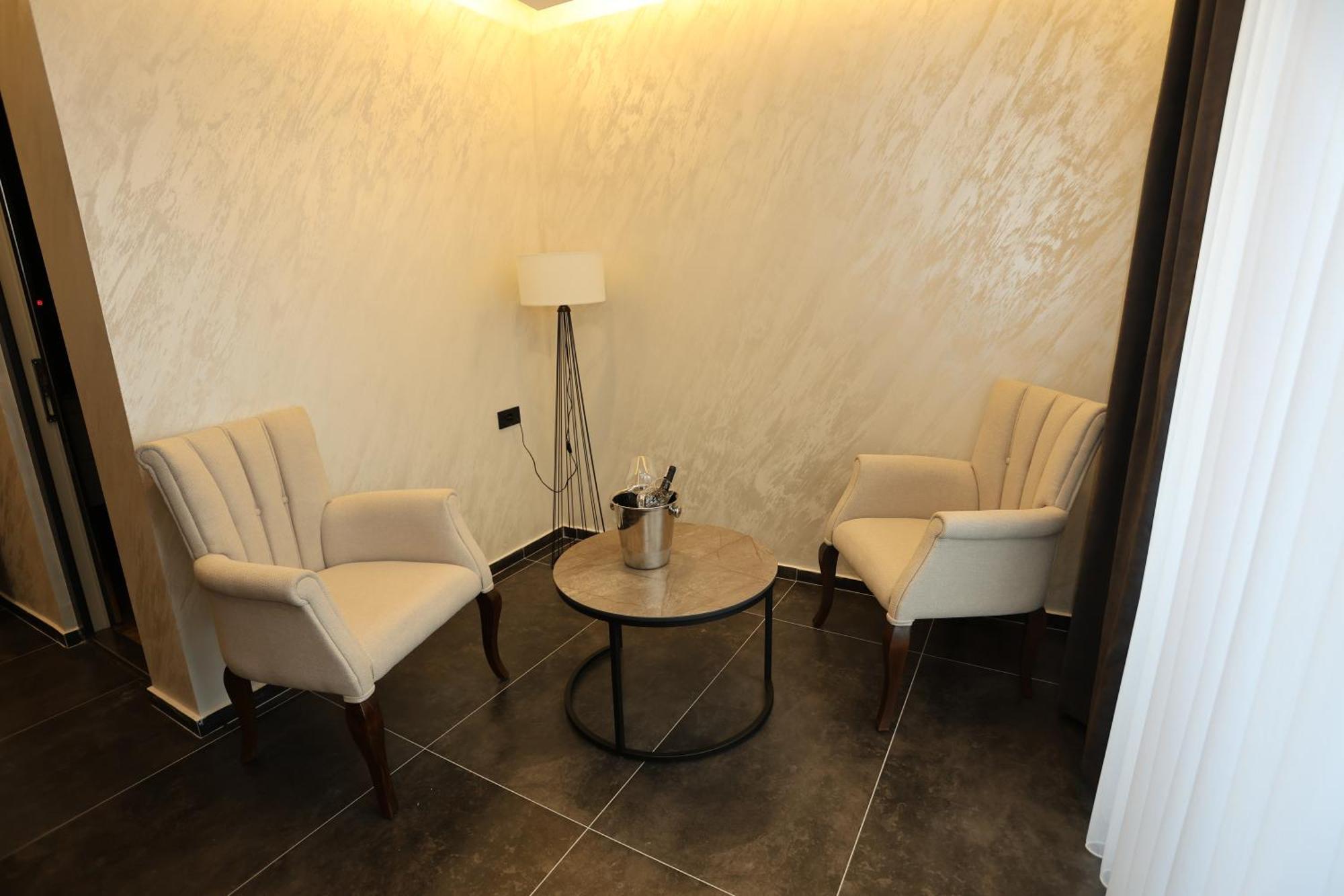 Hotel Luna Prizren Exterior foto