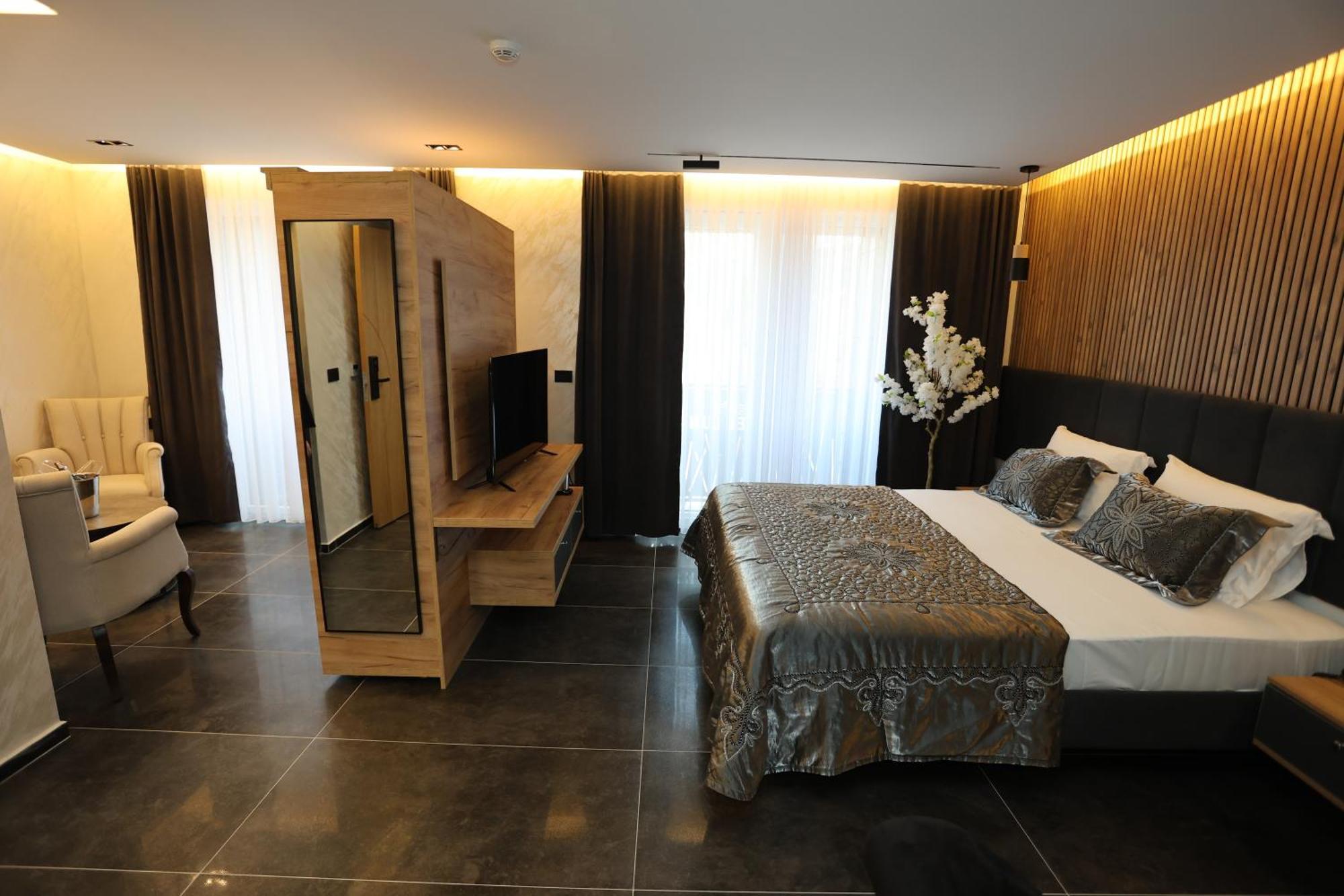Hotel Luna Prizren Exterior foto